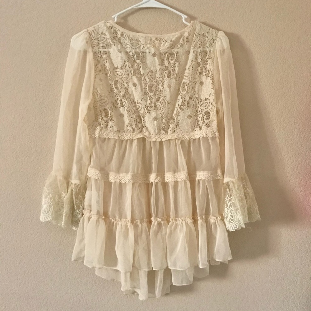 NWOT retro sheer lace bell-sleeve babydoll cardigan with ruffles in ivory - Picture 4 of 6